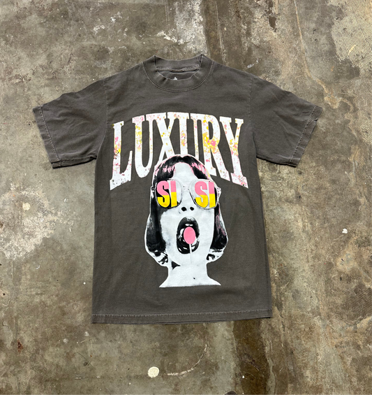 SiSi Luxury Graphic Tee